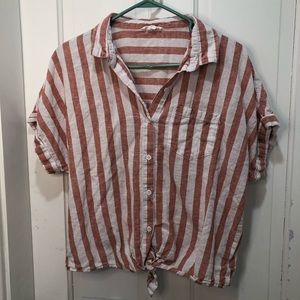 Stripped button up top